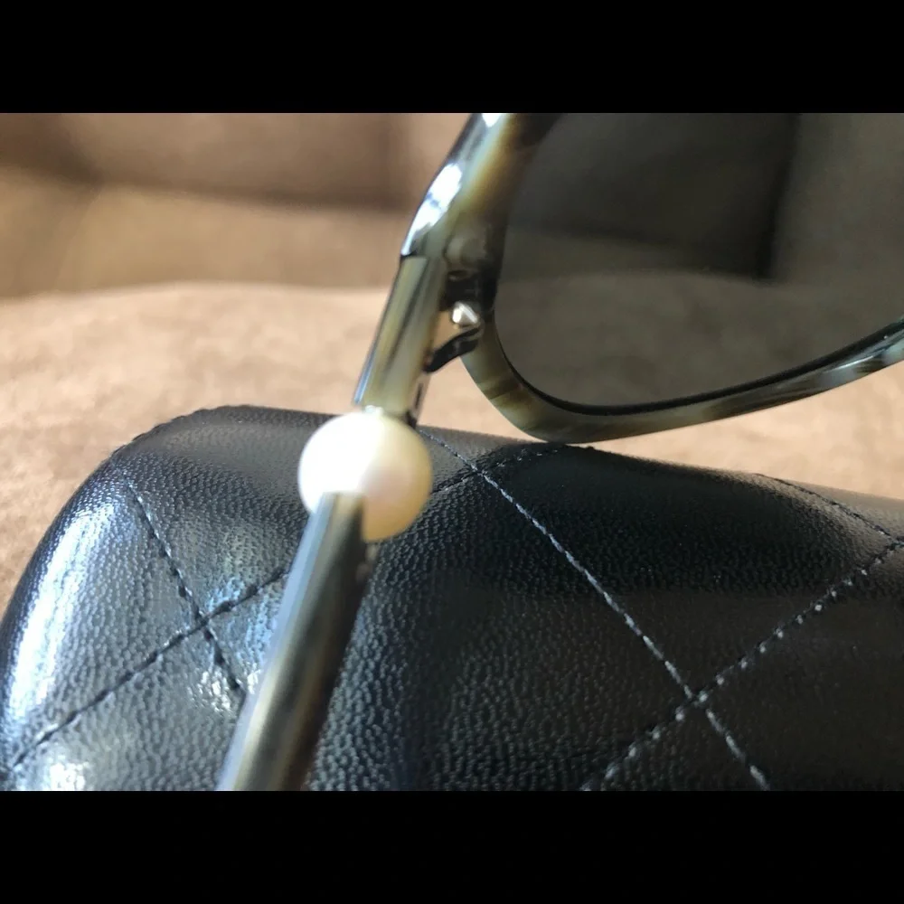 CHANEL‎ COLLECTION PERLE SUNGLASSES MADE IN ITALY POLARIZED LIMITED EDITION